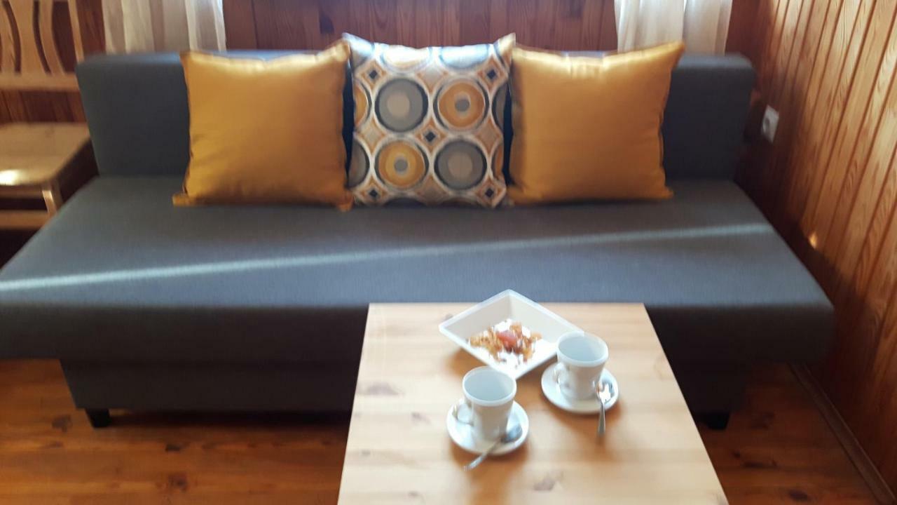 Jaun-Ievinas Hotell Rauna Eksteriør bilde